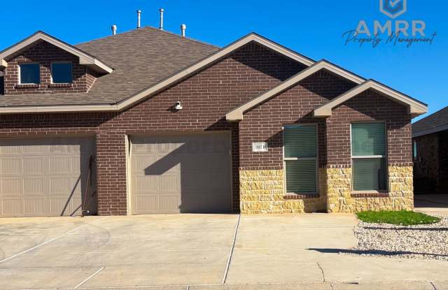 Photo of Willowbend - 1907 Langford Ave