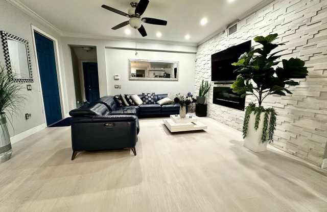 4720 Mimosa Place