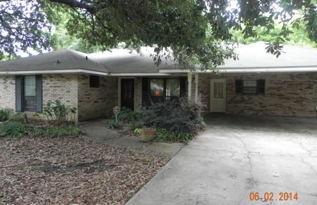 2233 Cedarcrest Avenue - 2233 Cedarcrest Avenue, Baton Rouge, LA 70816