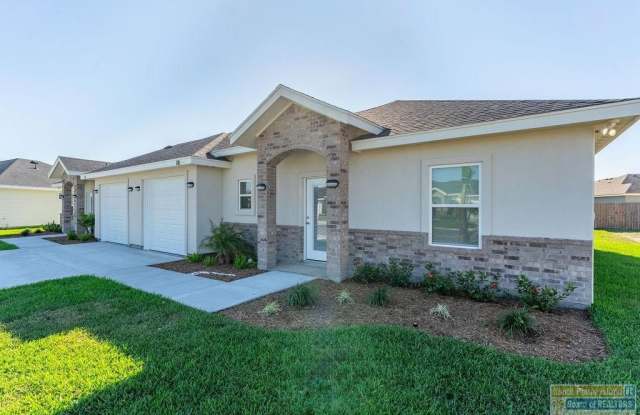 18 North Bay Hill Dr.