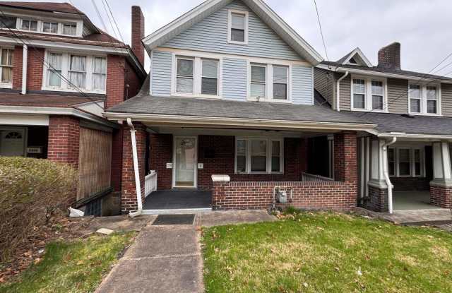 3 Bedroom House - Fenced in back yard - Swissvale - 2304 South Braddock Avenue, Swissvale, PA 15218