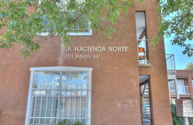 Hacienda Norte Apartments