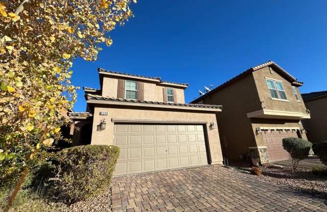 Photo of FIVE bedrooms!