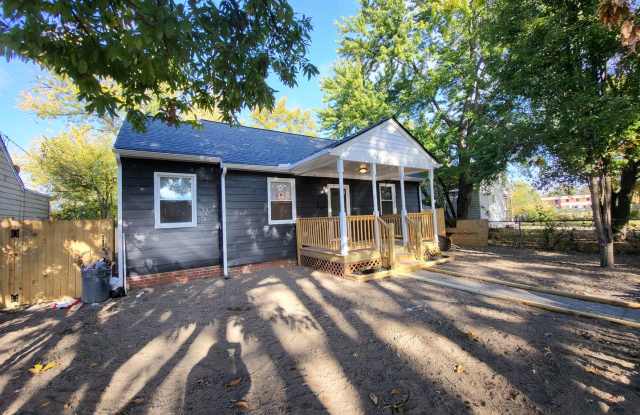 Recently Updated Two Bedroom Home Minutes From Downtown