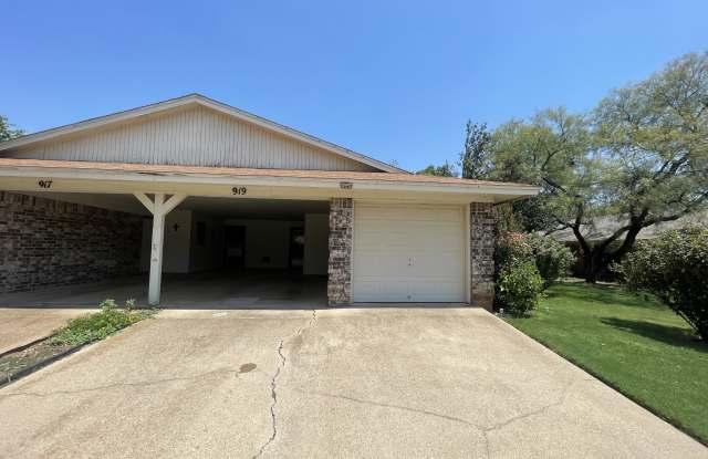 919 Terry Trail