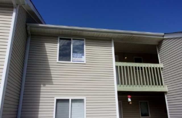 2 Bedroom 2 Bath Upstairs Condo in Eagles Place