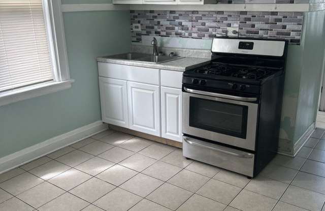 8353 S Brandon Avenue