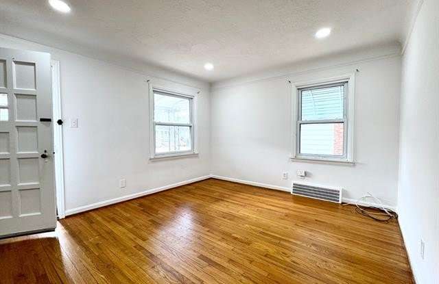 24644 DUNNING Street