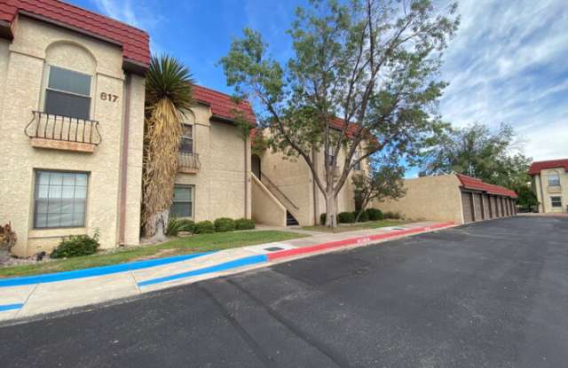 817 Country Club Drive Southeast