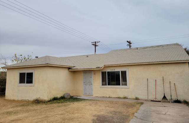 Home for Rent at 1098 Rose Ave, El Centro - Currently Under Renovations!