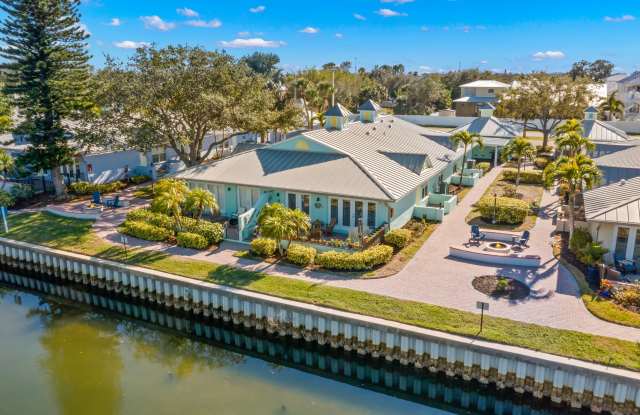 Pilar's Harbour Apartments