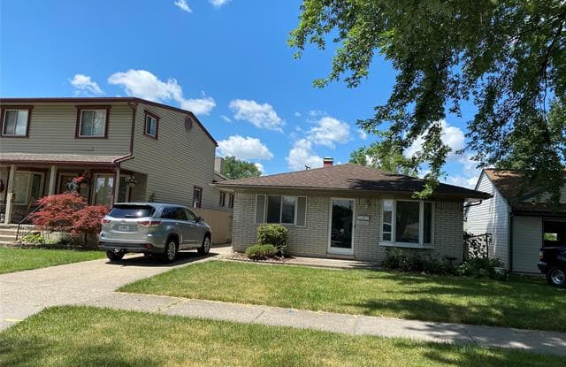 5652 CLIPPERT Street - 5652 Clippert Street, Dearborn Heights, MI 48125