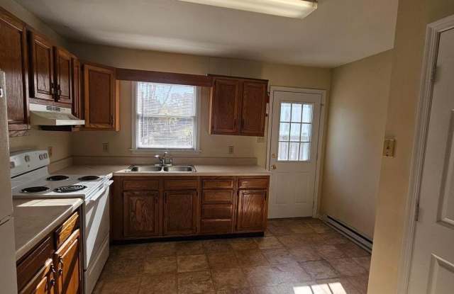 45 MT. VERNON STREET W