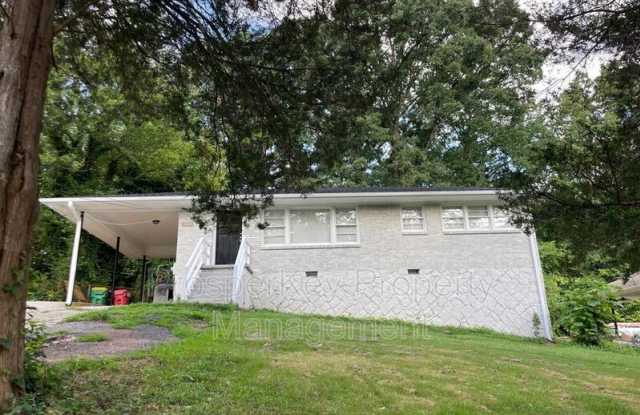 4555 Hillpine Rd
