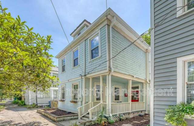 169 Fishburne St