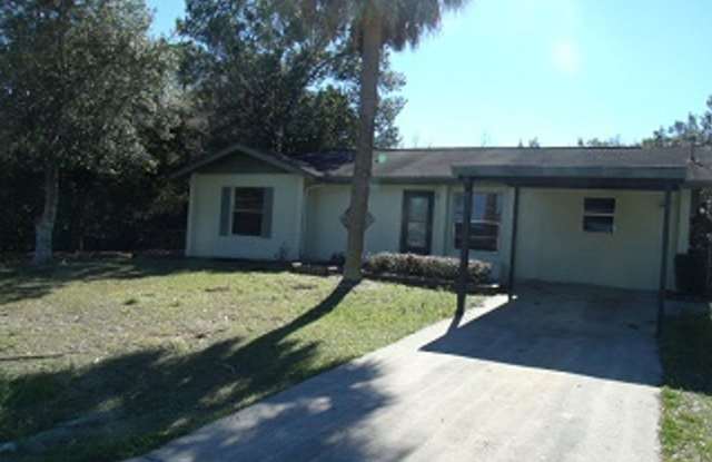 3BR/2BA HOME W/ FENCED YARD AND SHED IN RAINBOW LAKES ESTATES photos photos