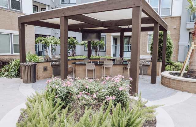 Flats on Tanglewilde