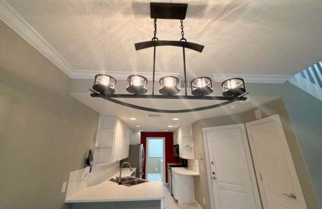 2205 Telogia Court, West Palm Beach, FL 33411