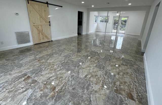 1041 Ne 178th Terrace