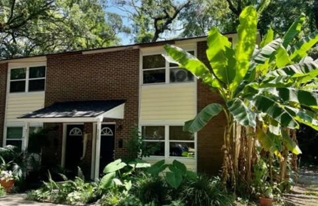 325 Tall Oak Avenue - 325 Tall Oak Avenue, Charleston, SC 29407