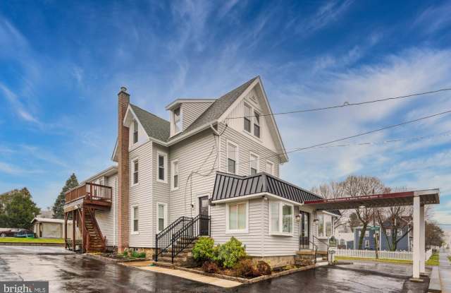 Photo of 625 BYBERRY Road