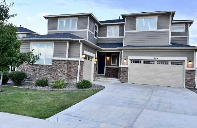 943 Stagecoach Dr