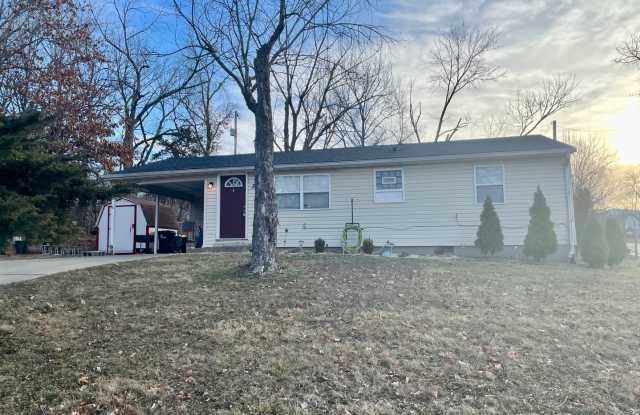 3 bed/ 1 bath Single Family House