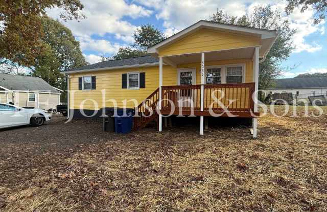 Photo of Cozy 3 Bedroom Home with Modern Touches in Winston-Salem