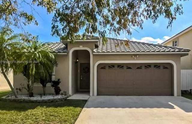 18380 NW 8th St - 18380 Northwest 8th Street, Pembroke Pines, FL 33029