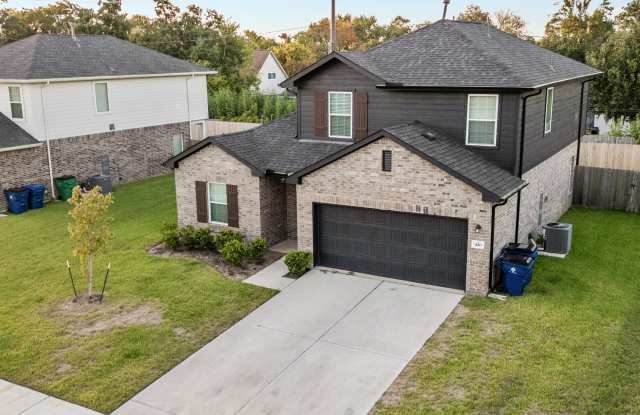 Photo of 406 Magnolia Ln