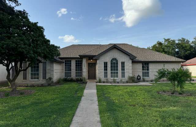 COMING SOON – Beautiful 4 Bedroom Home with a Pool in Mission, TX!