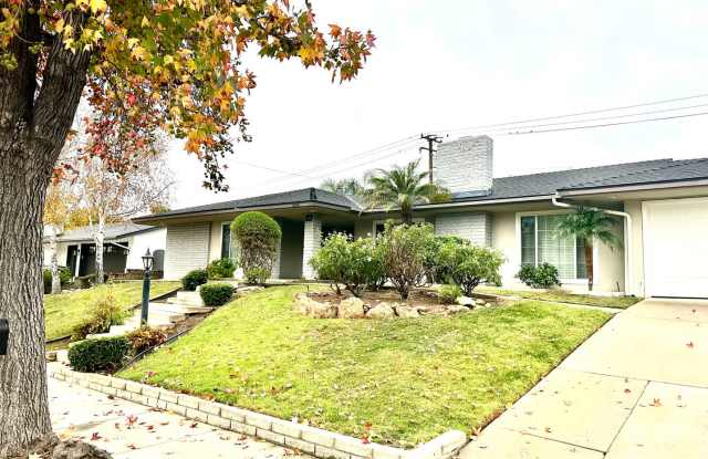 Beautiful Single Story Pool Home in Desirable Thousand Oaks Neighborhood