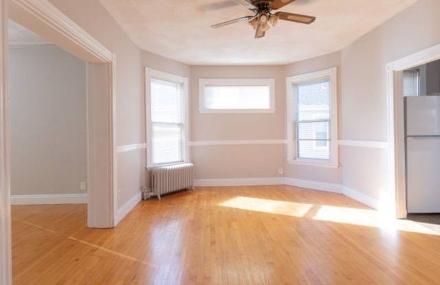 19-21 Woodbridge St unit: 2