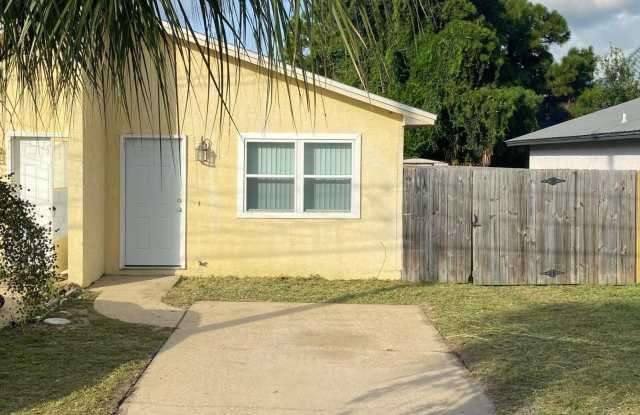 Photo of 6316 Sunset Avenue unit: B