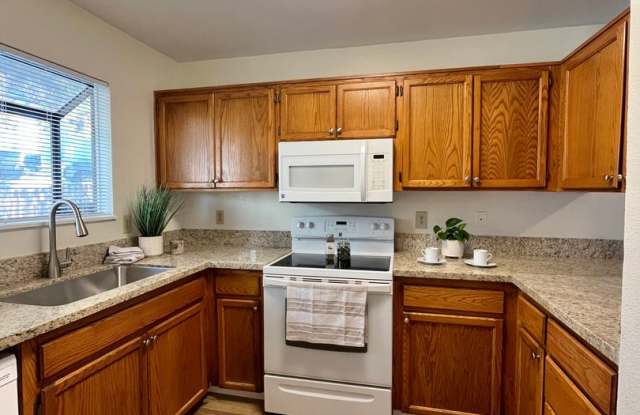 Photo of 2 Bedrooms 1.5 Bathrooms in Northwest Reno