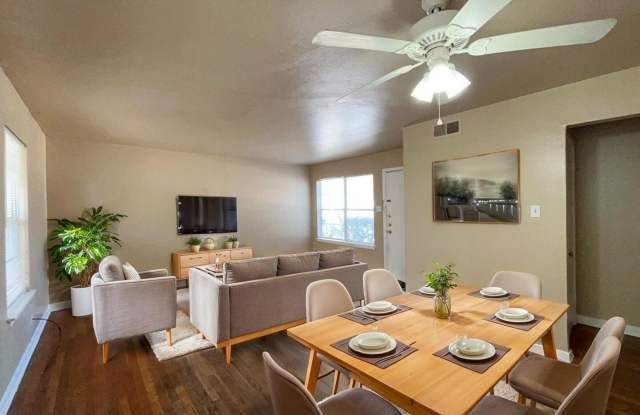 2000 W MISTLETOE AVE