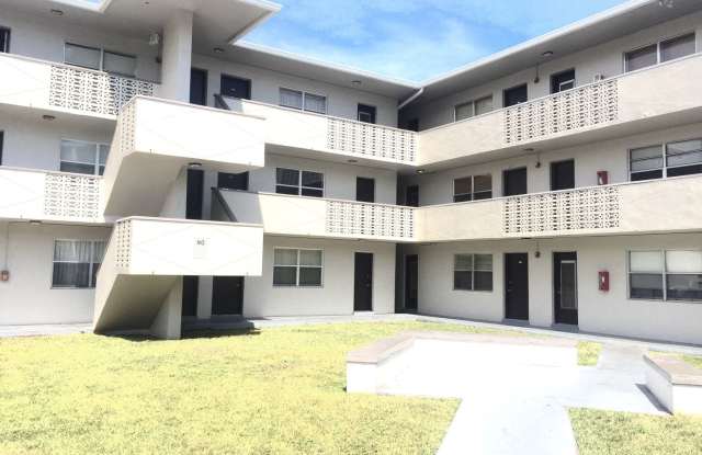 Modern Apartments Near Jackson Hospital: 1-3 Bedroom Options