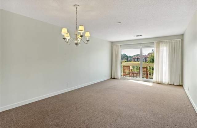 286 Moss Oaks Circle