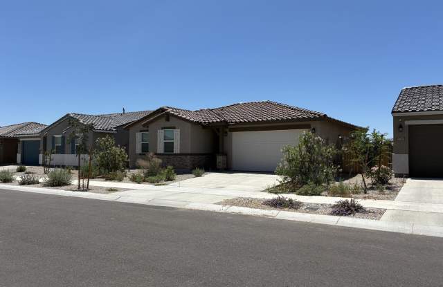 17557 W MADISON Street