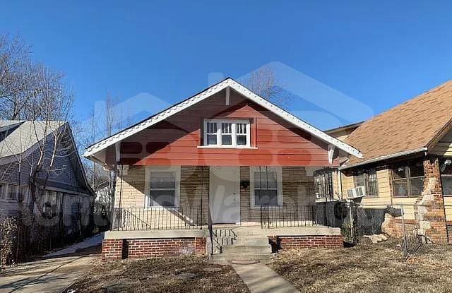 2116 E 67th Terr - 2116 East 67th Terrace, Kansas City, MO 64132