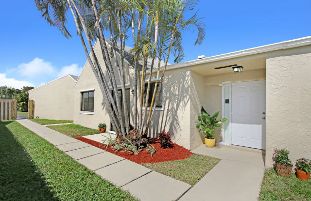 2127 NW 12th Street - 2127 Northwest 12th Street, Delray Beach, FL 33445