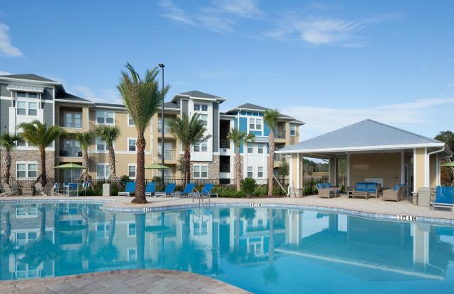 Photo of Oaks at Southlake Commons