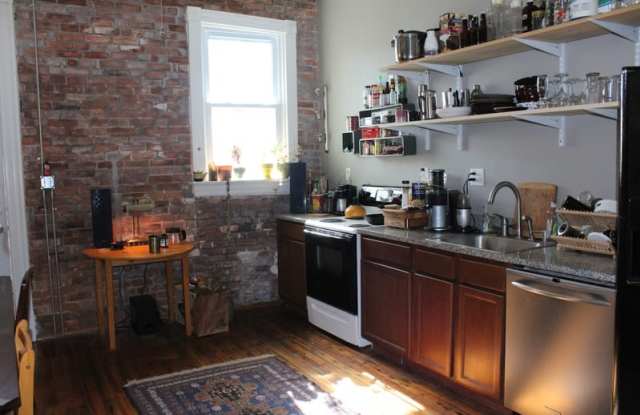Photo of 2908 Cherokee St.