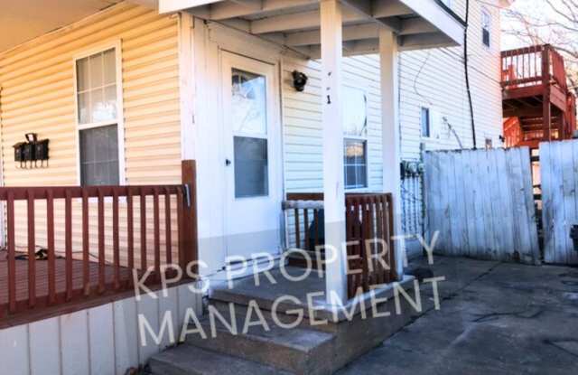 939 South Market Street - 1