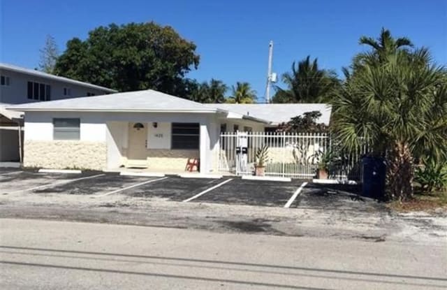 1425 NE 26th Dr - 1425 Northeast 26th Drive, Wilton Manors, FL 33334