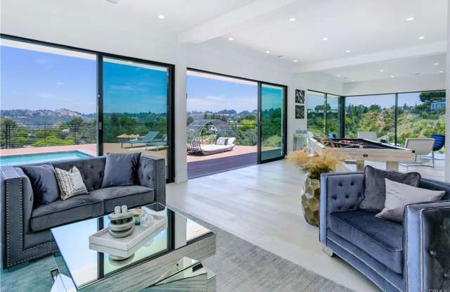 9653 Highridge Drive