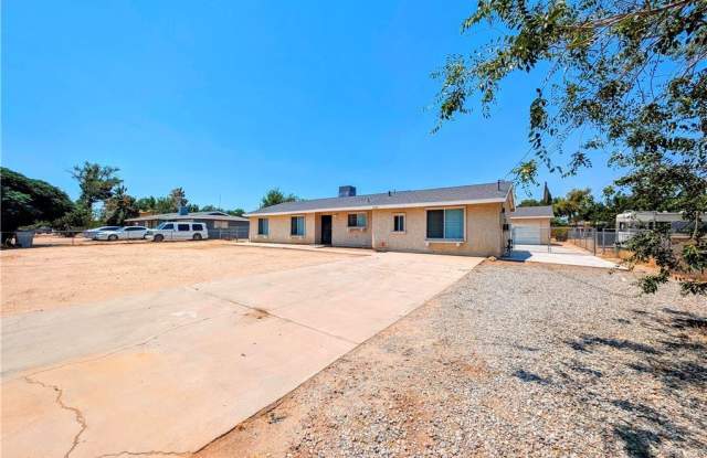 Photo of 10784 Lincoln Avenue