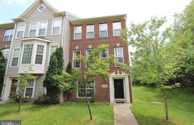 Beautiful 3-Bedroom, 2.5-Bath End-Unit Garage Townhome!