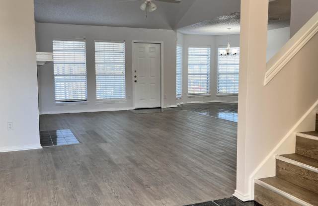 13930 Dasmarinas Drive