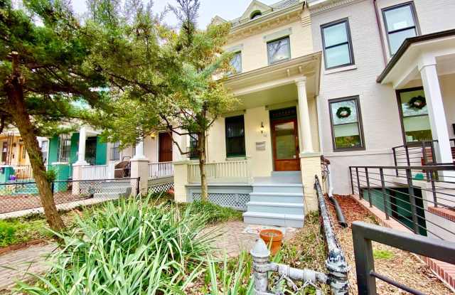 Photo of Renovated 3 Level TH - Ready to Rent